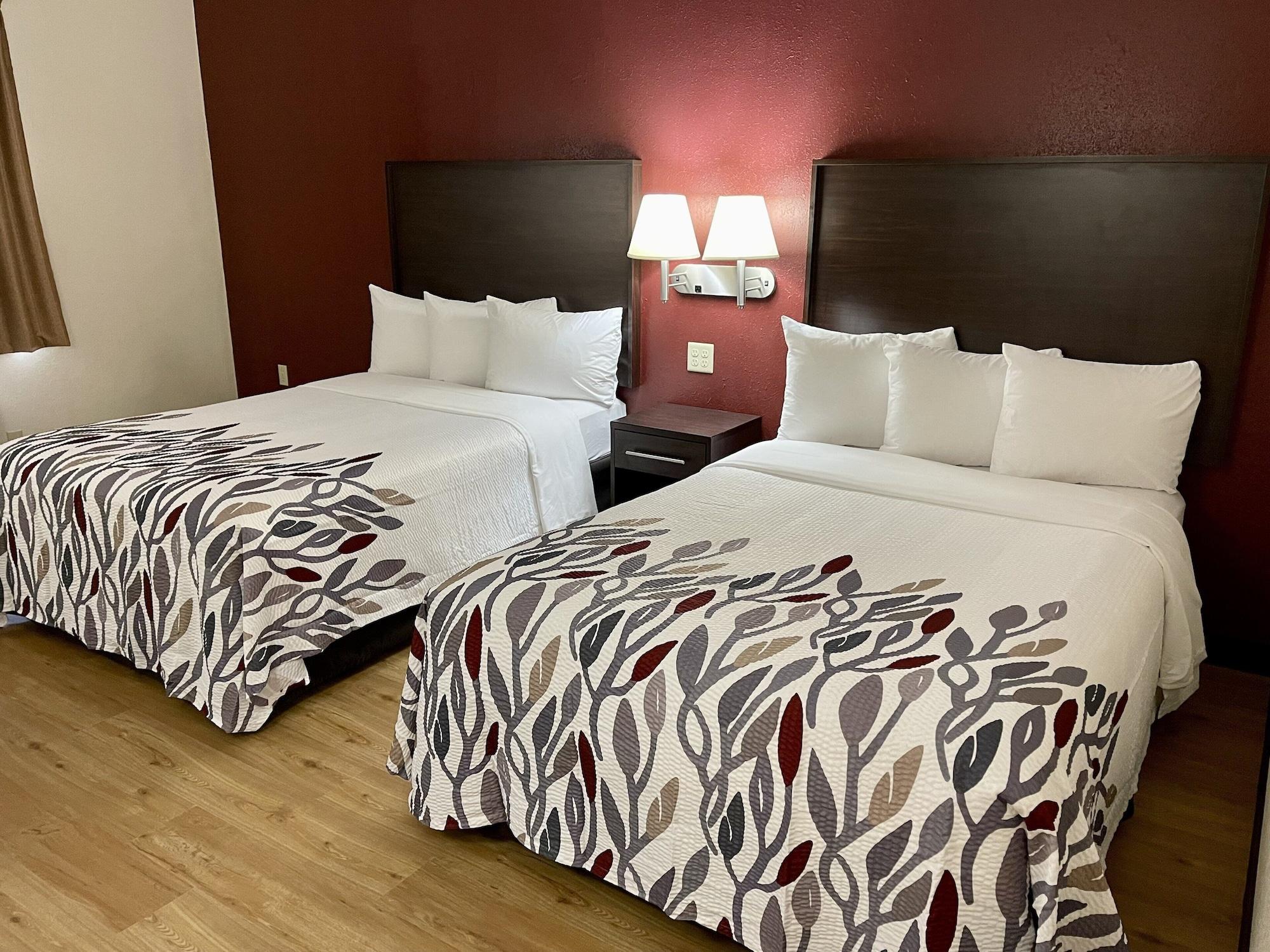 Red Roof Inn Sandusky - Milan Exterior photo